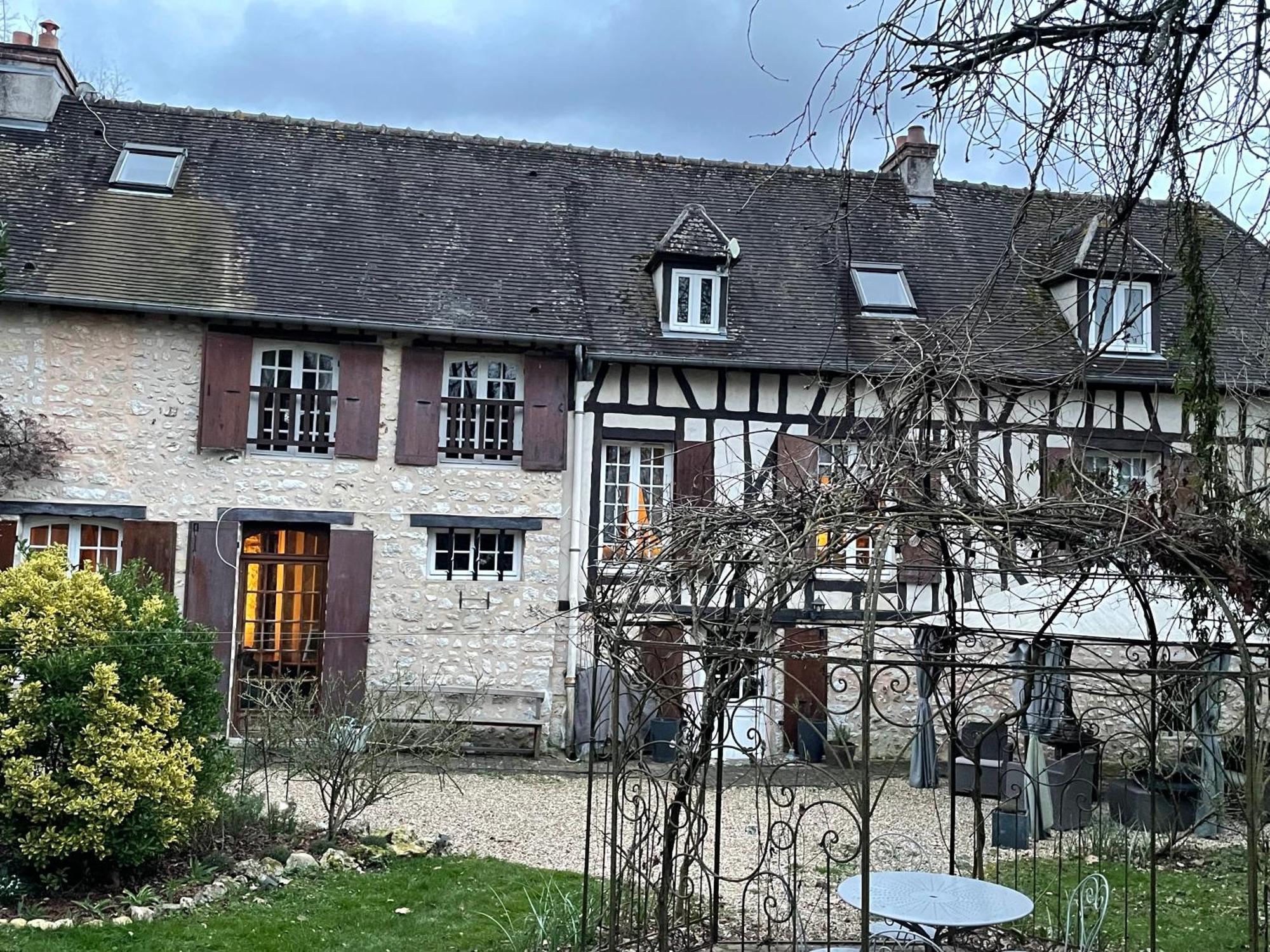 Evergreen Guesthouse Vernon  Bagian luar foto