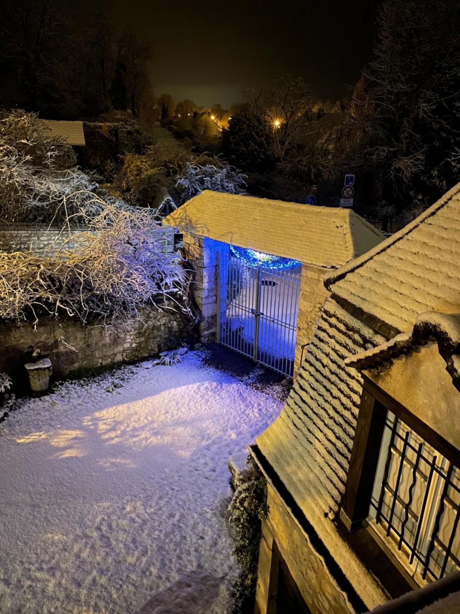 Evergreen Guesthouse Vernon  Bagian luar foto