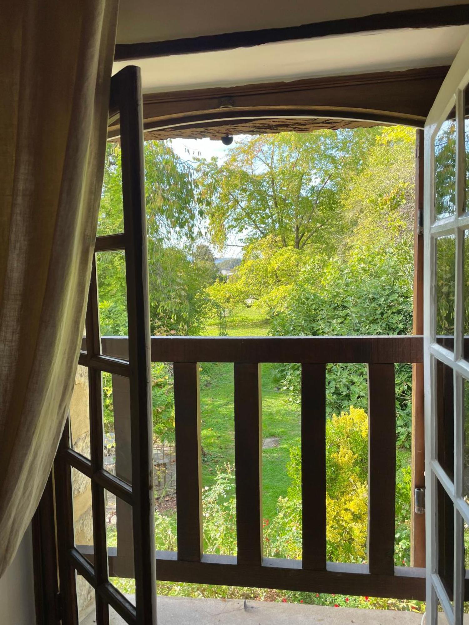 Evergreen Guesthouse Vernon  Bagian luar foto